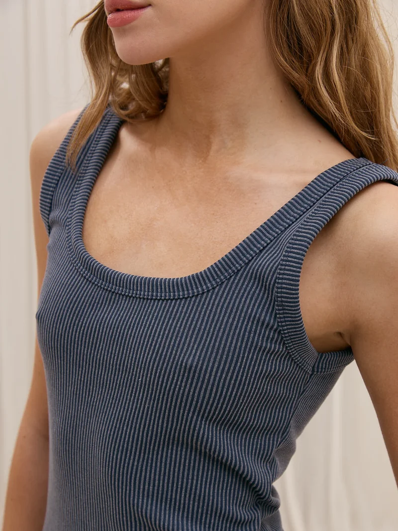 Musculosa de Morley Gastado