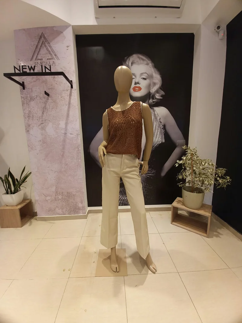 Musculosa Tejida con Lentejuelas