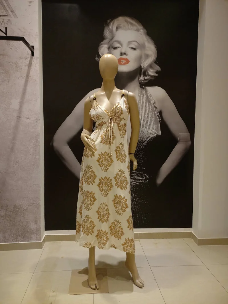 Vestido Estampado con Piedra Istor